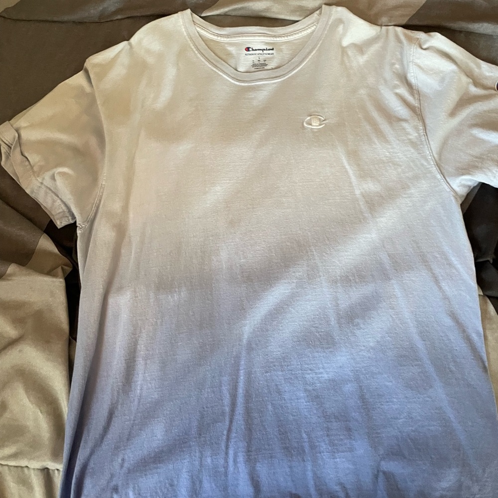 Large Blue Fading Design Champion Shirt